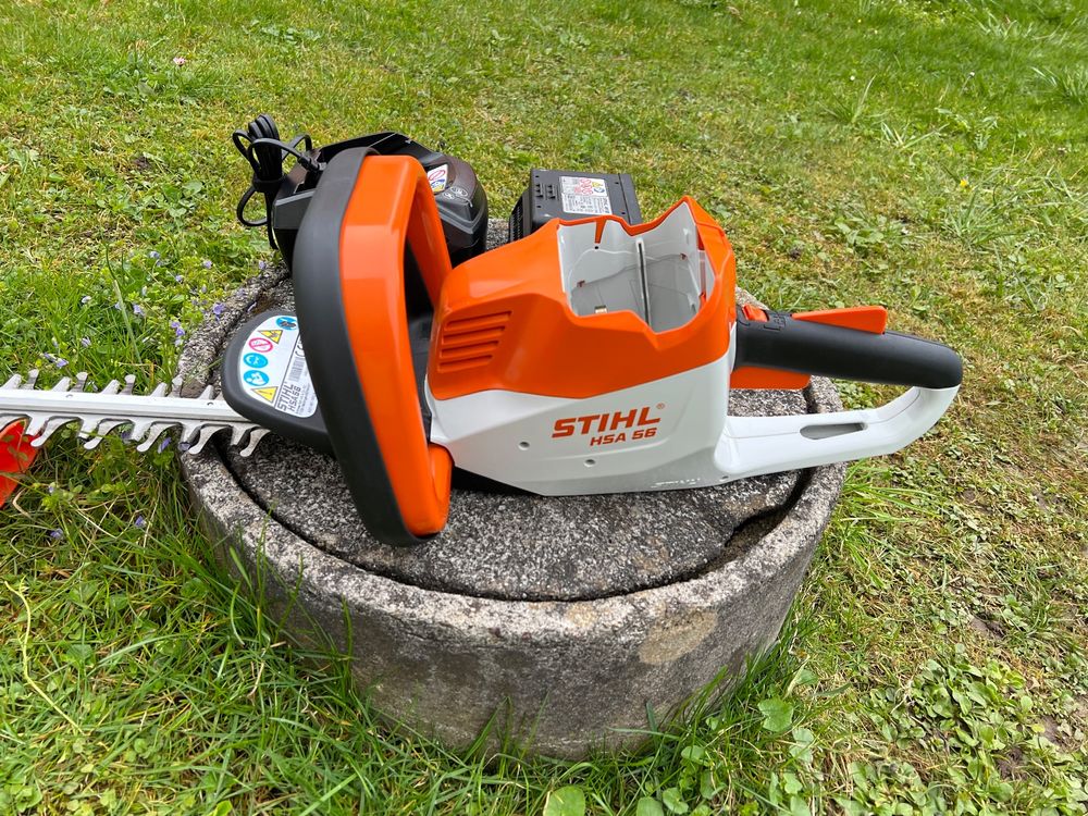 Neuwertig Akku Heckenschere STIHL HSA 56,mit Batary Ladegerä Kaufen