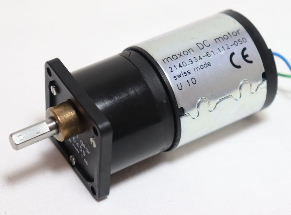 maxon DC motor 2140.934-61.112-050 mit 900:1 Getriebe | Kaufen auf Ricardo