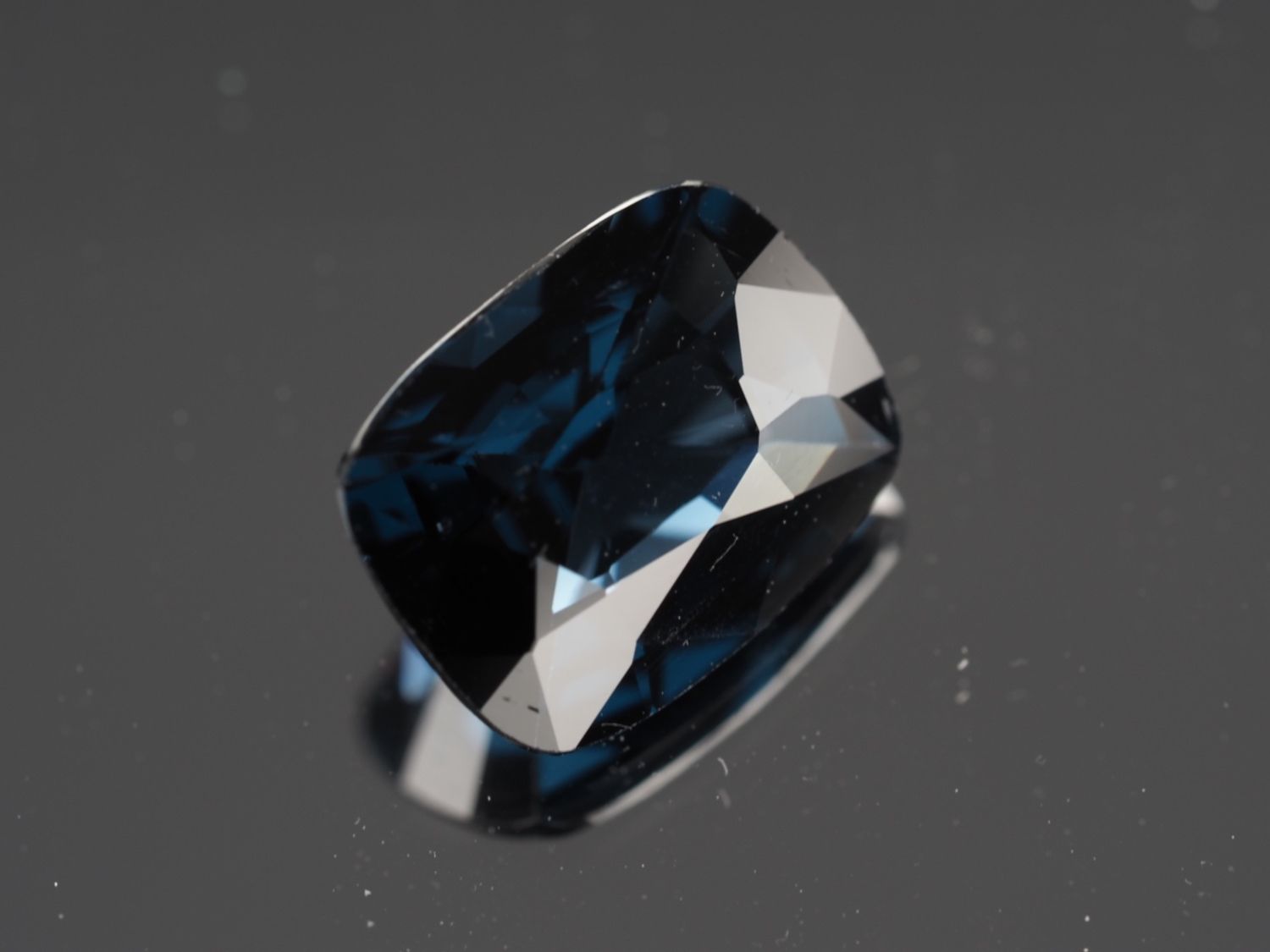Edelsteine: Natural Cobalt Spinel 2.49ct - Deep Blue Eye-Clean – Neu und originalverpackt aus Buchs SG von OTNaturalGems 2