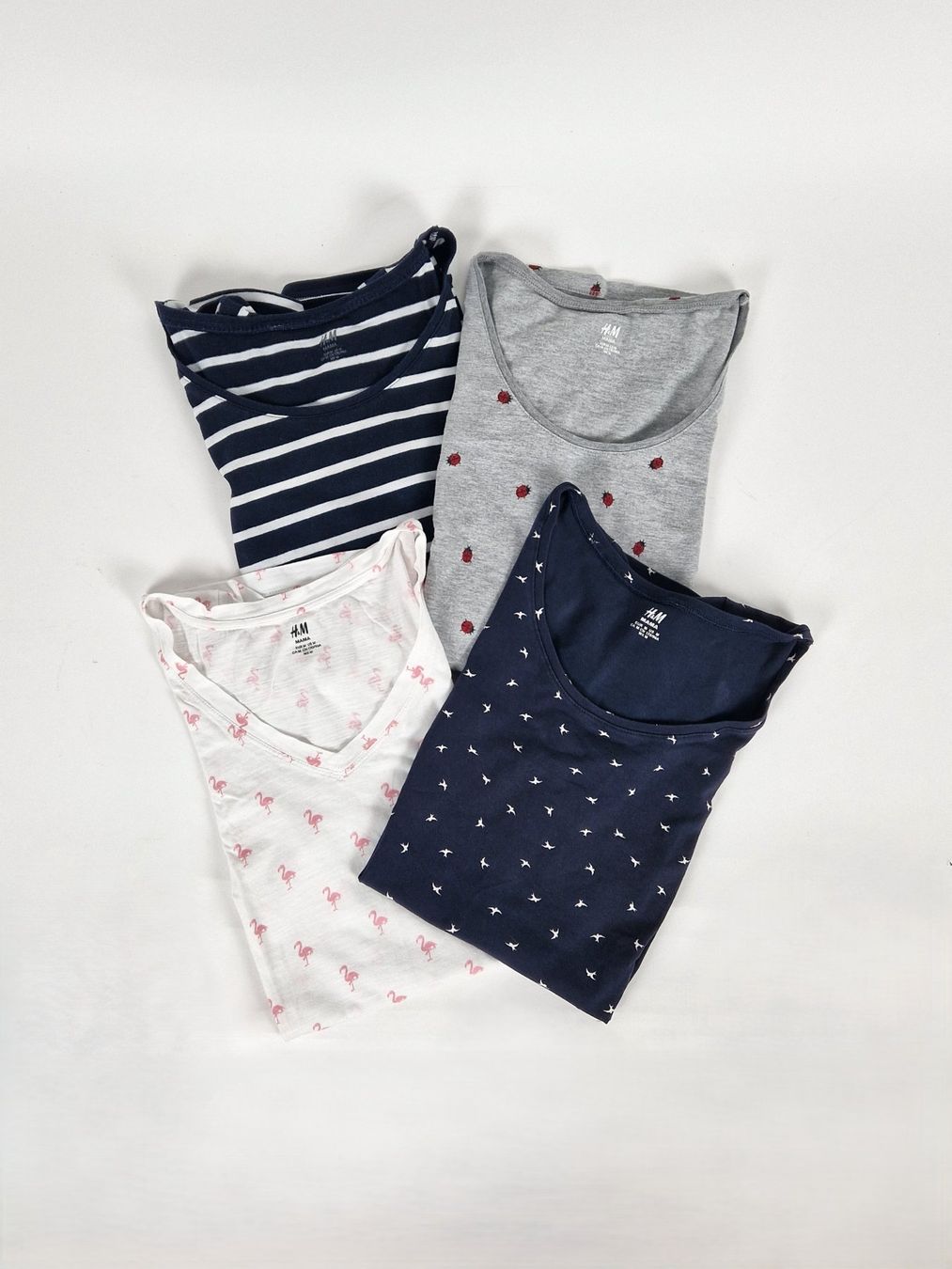 H&M Lotti di vestiti: 4 H&M MAMA Shirts, Gr. M – Usato da Basel venduto da Restwert_Basel