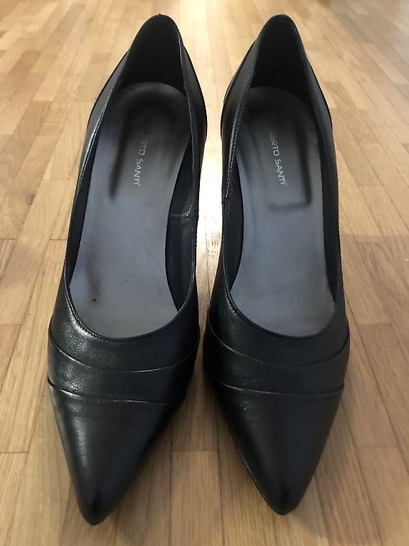 Scarpe da donna: Diverse Schuhe – Usato da Basel venduto da Sydney02