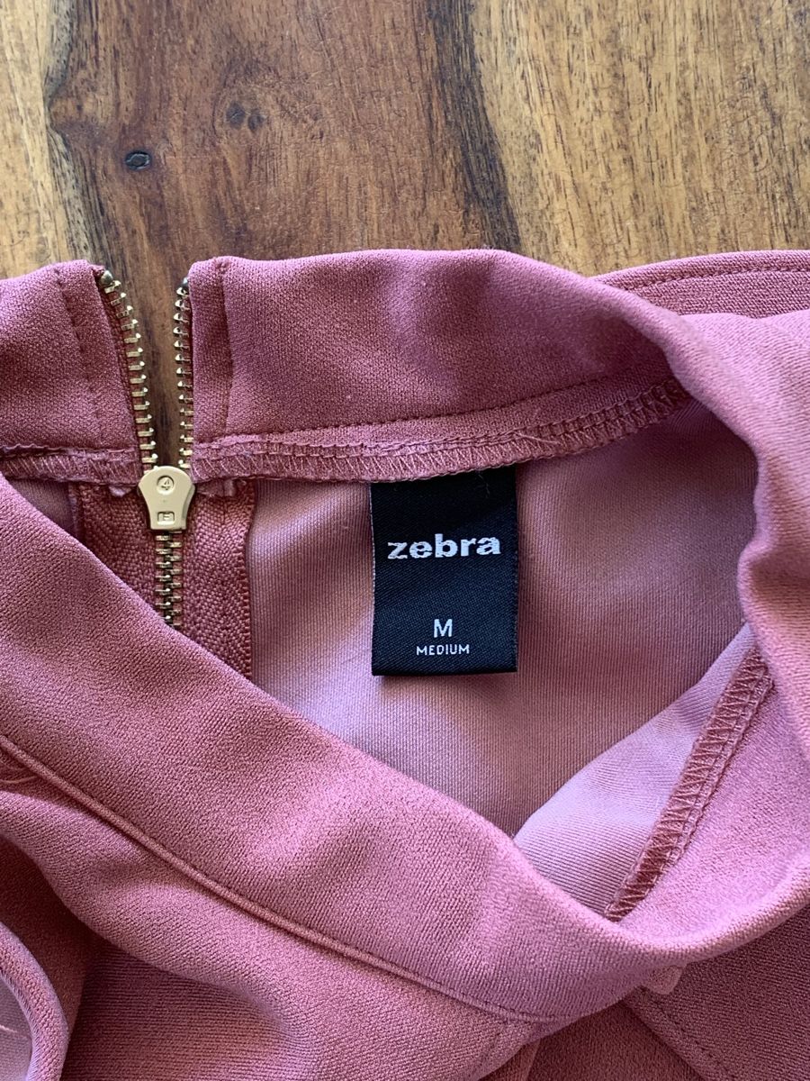 Zebra Kleider: Zebra Kleid rosa | Grösse M – Gebraucht aus Plaffeien von olpari 2