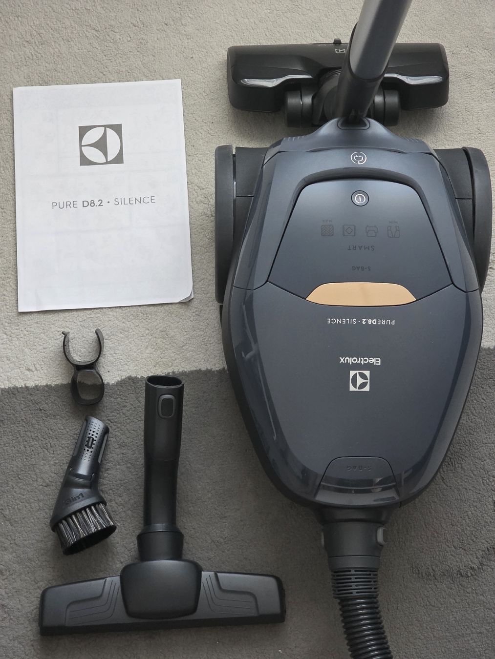Electrolux Aspirapolveri & Accessori: Electrolux D8.2 Silence Vacuum Cleaner – Nuovo (secondo la descrizione) da dussnang venduto da sachin18 6