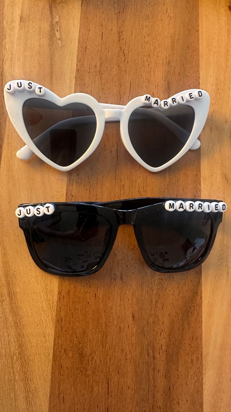 Alle Dekorationen: Sonnenbrille Just Married – Gebraucht aus Thun von yvonne.95