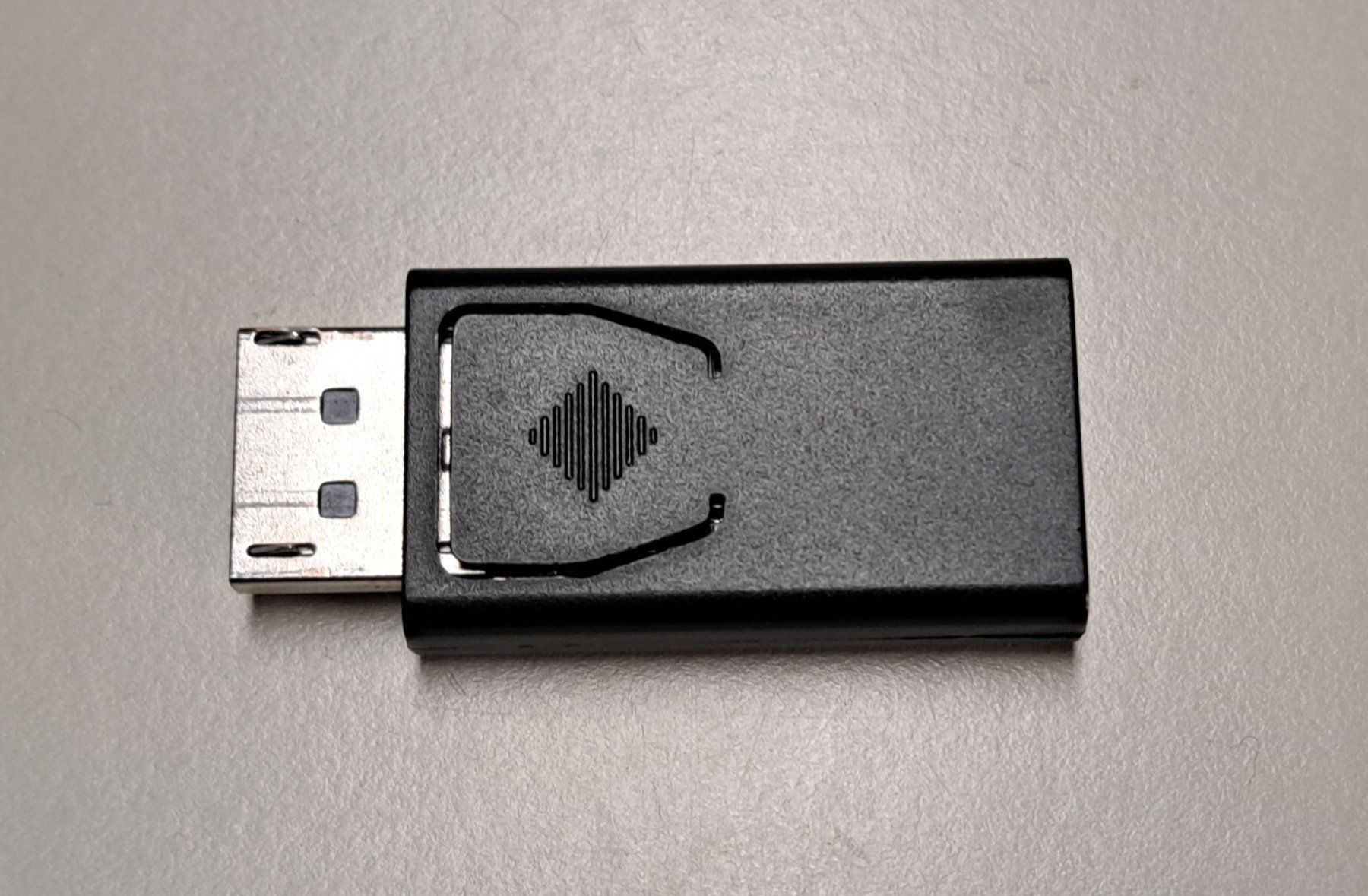 Unità & Adattatore: ***** DisplayPort - zu - HDMI Adapter – Nuovo e nell'imballaggio originale da Villaz-St-Pierre venduto da Ubid