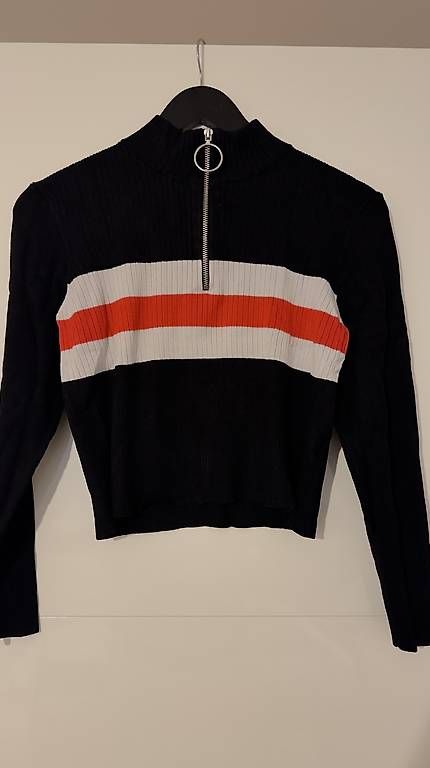 Maglioni & Felpe: Pull court H&M Divided noir  Taille L – Usato da Biel/Bienne venduto da Cli 2