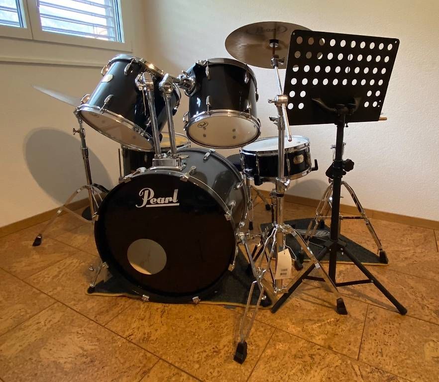Instruments de musique: Pearl Schlagzeug – D'occasion à Lommiswil par jes_9j55