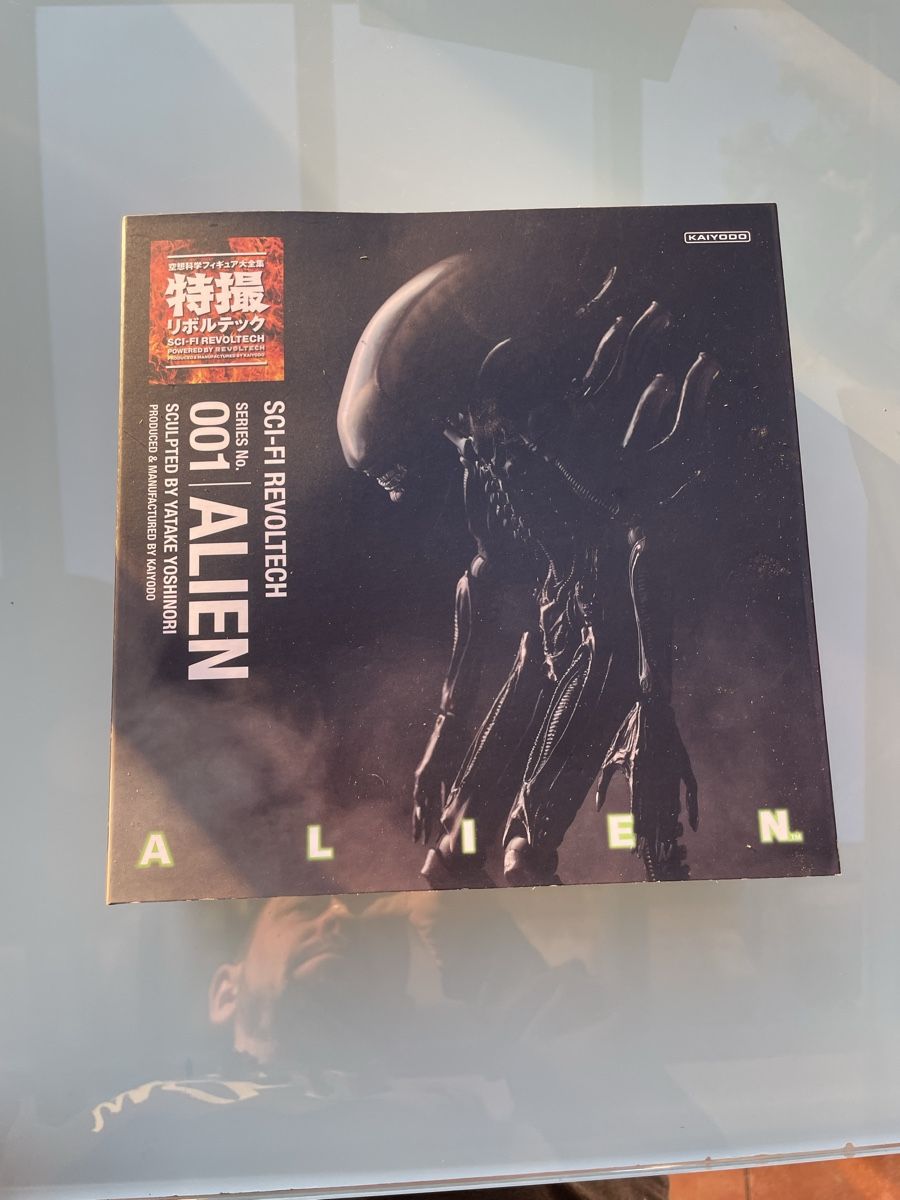 Figuren: Figurine alien sci-fi revotech 001 alien  – Gebraucht aus Les Brenets von serialdrink