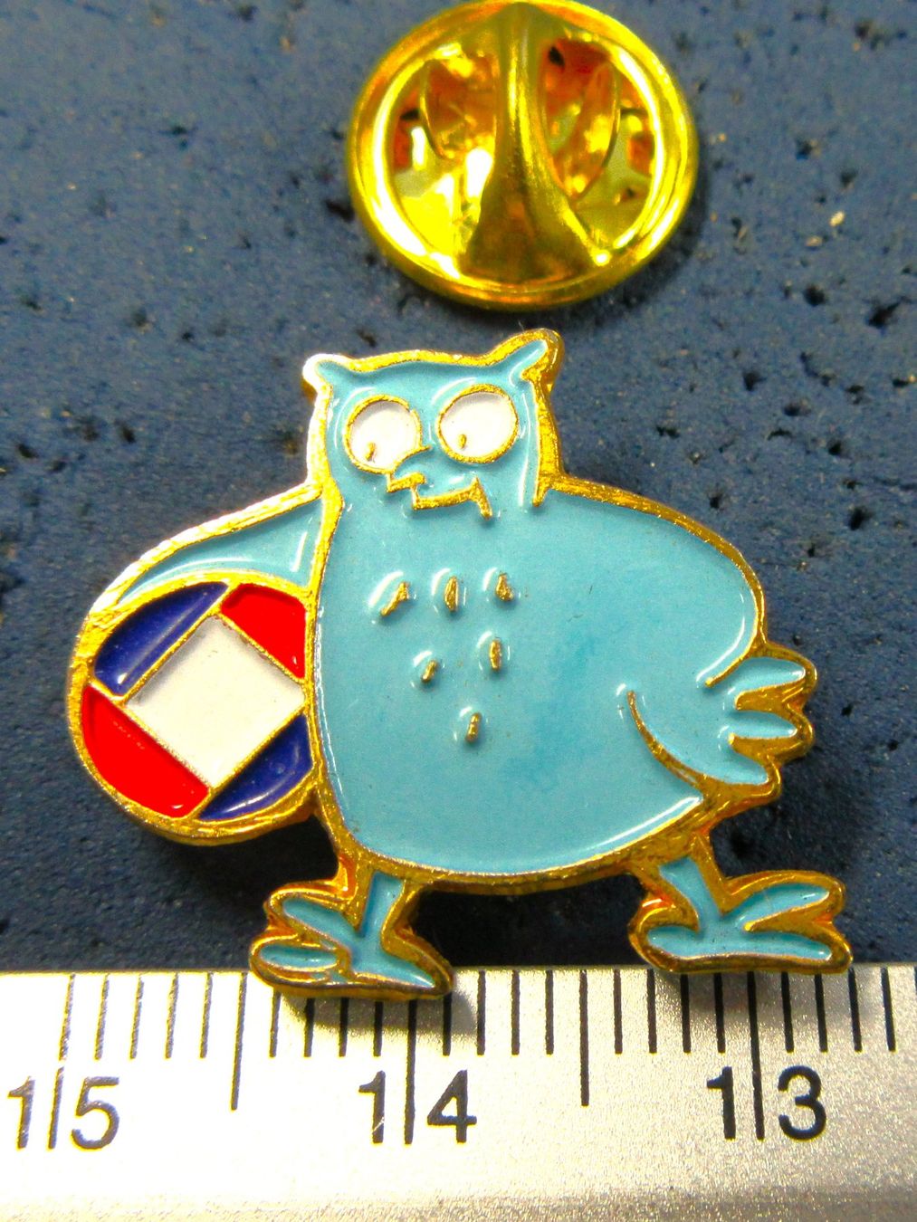 Swiss Placchette & Badge: EULE VERSICHERUNG PIN – Usato da Ettingen venduto da Hausi4711