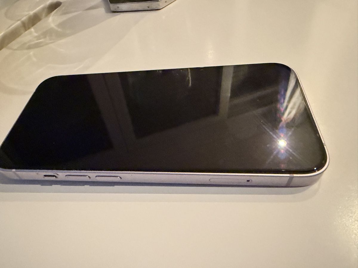 Apple Portables: iPhone 14 128 GB  – D'occasion à adliswil par censored55 6