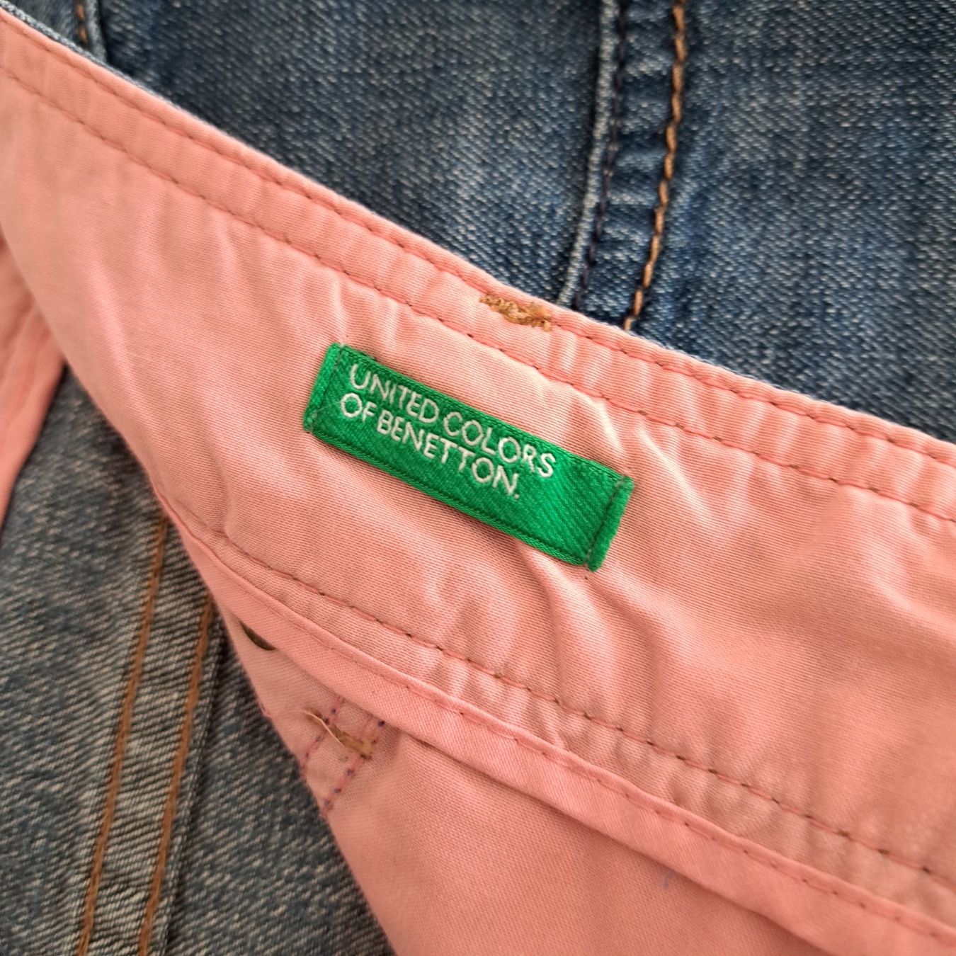 Benetton Pantaloni: Damenshorts von BENETTON – Usato da Grüningen venduto da Tappio 2