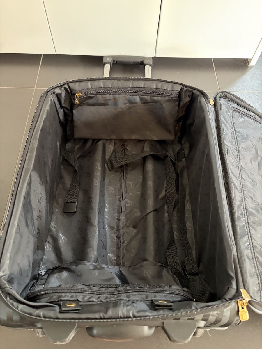 Maison Mollerus Reisekoffer: Maison Mollerus Trolley Handgepäck schwarz – Gebraucht aus Lachen SZ von isa_zq6c 1