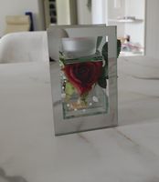 Glas Teelichthalter mit Rose