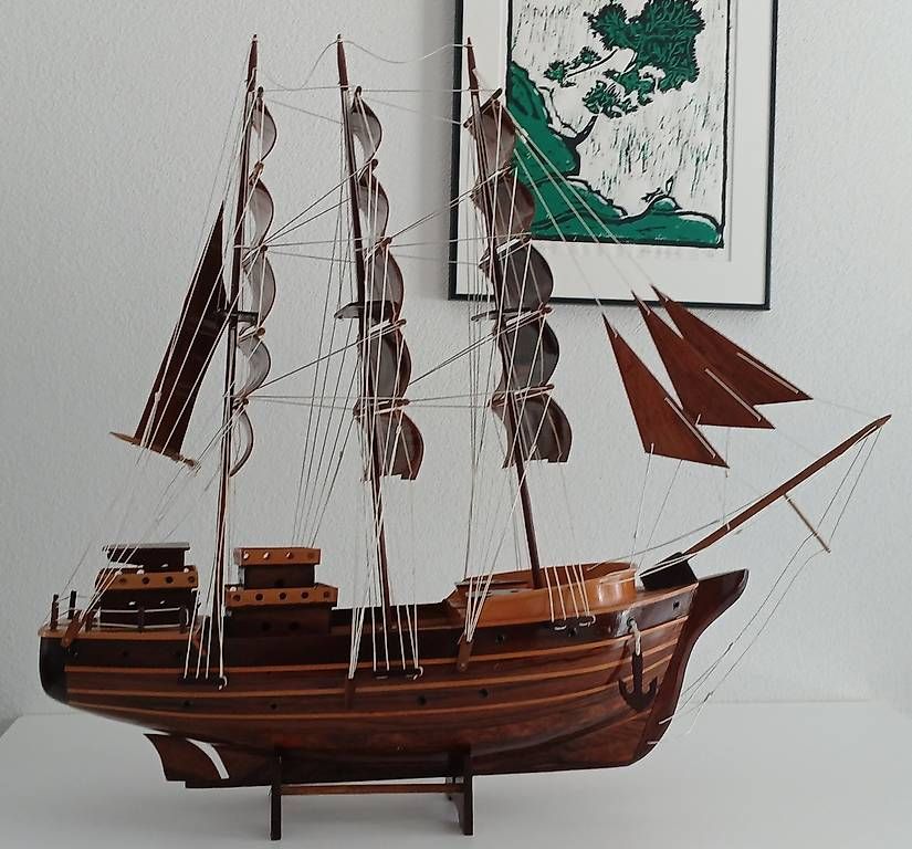 Kit di modellismo & Modellini statici: Modell-Segelschiff aus Holz – Usato da Escholzmatt venduto da sus_9vvb