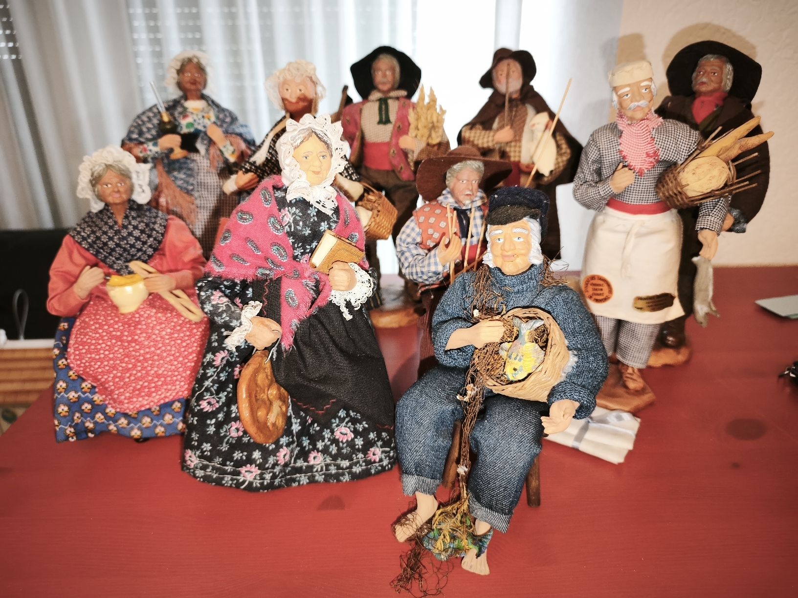 Statuette: 10 Santon Provence Figuren – Usato da Zeglingen venduto da Vanillacoke