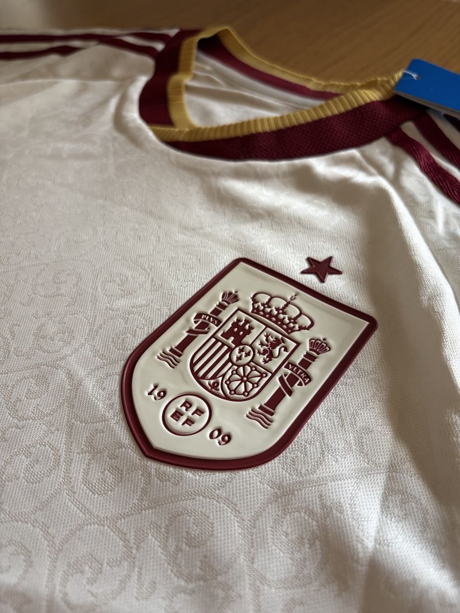 Adidas Leibchen & Hosen: Maillot Espagne 2026 taille S – Neu und originalverpackt aus Perly von Sam.crr 1