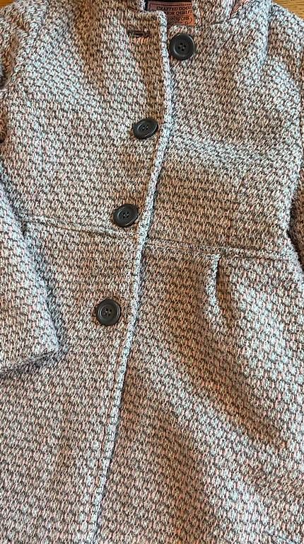 Vestes & Manteaux: Wintermantel Mädchen, Grösse 128 – D'occasion à Baar par LUBA13 2