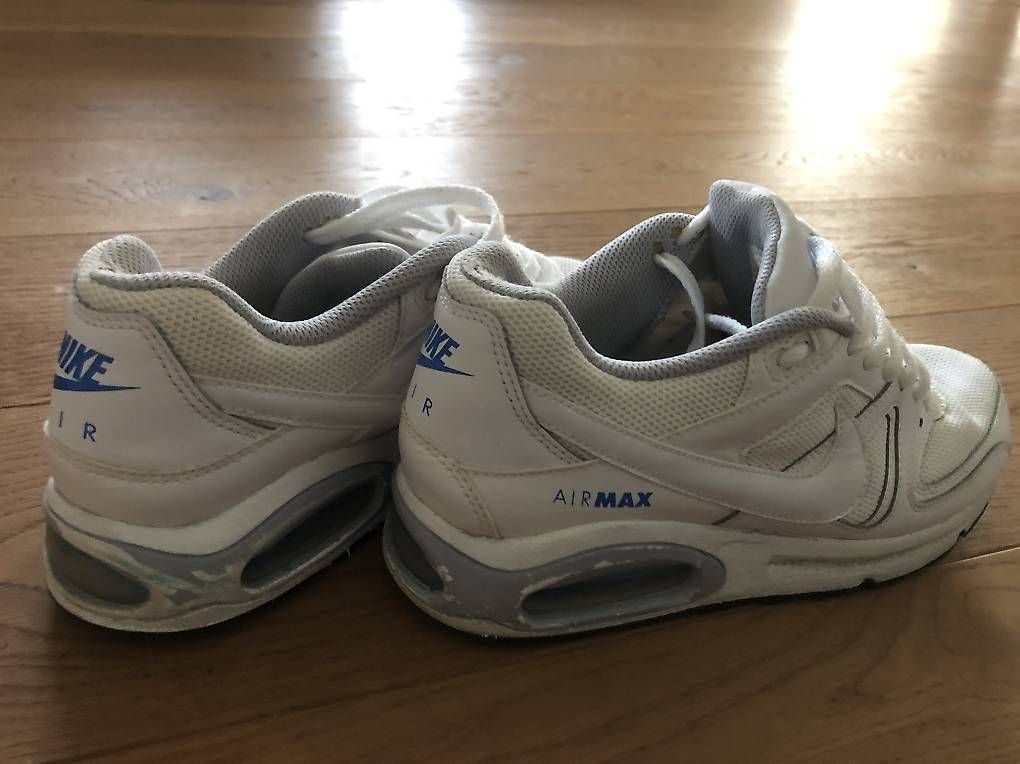 Nike Scarpe da donna: Nike Air Command Gr 39 – Usato da Effretikon venduto da mausi212 1