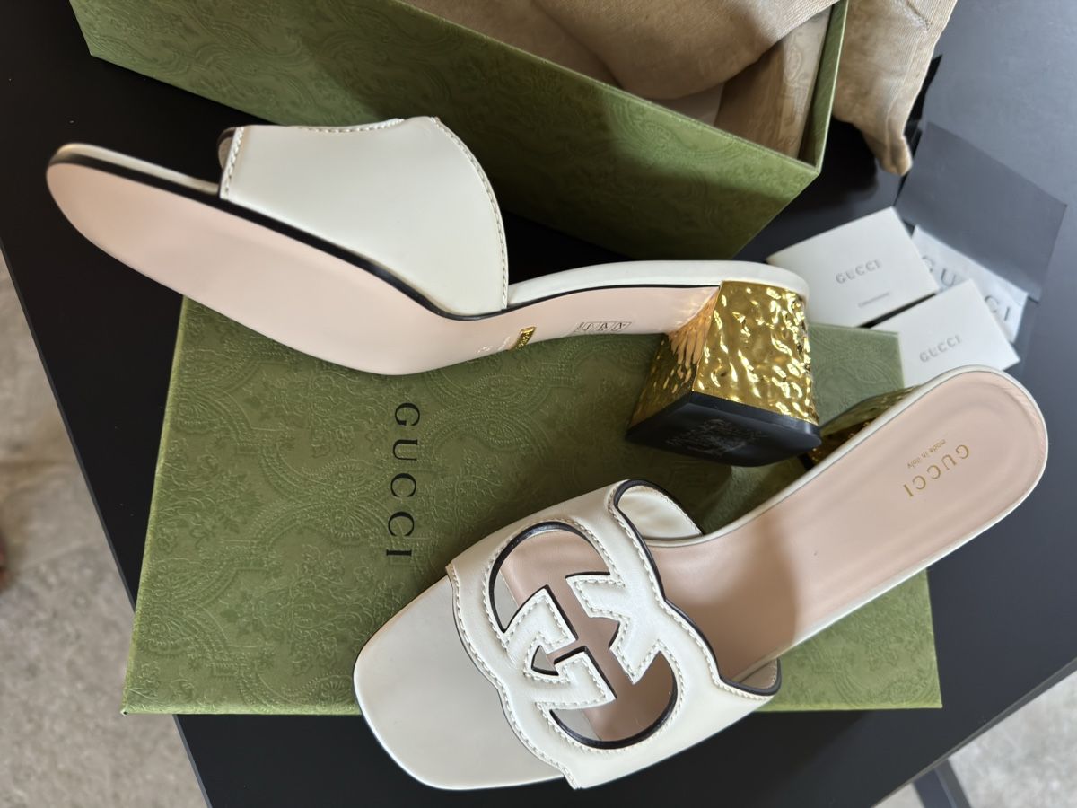 Gucci Scarpe da donna: Gucci Sandale – Nuovo e nell'imballaggio originale da Aristau venduto da Evelinik