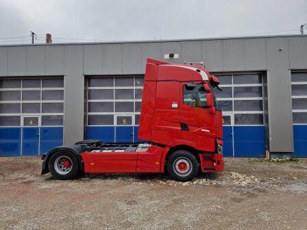 Renault Lastwagen: RENAULT T480 4x2 426.687.290 – Gebraucht aus Olten von D.Edelmann_GmbH 4