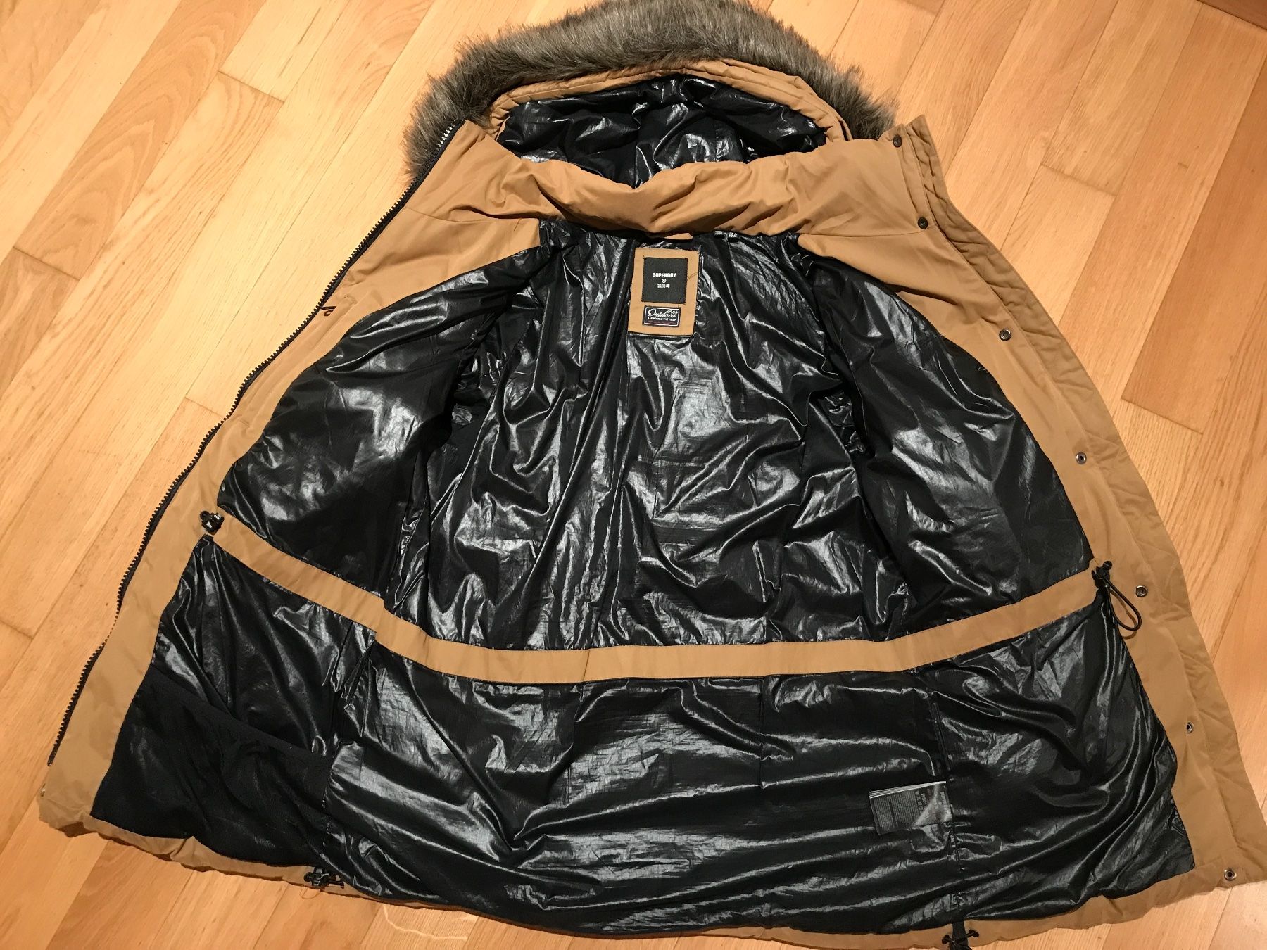 Superdry Giacche: Superdry Damen Winterparka 40 / M – Usato da Langenthal venduto da mchmielu82 5