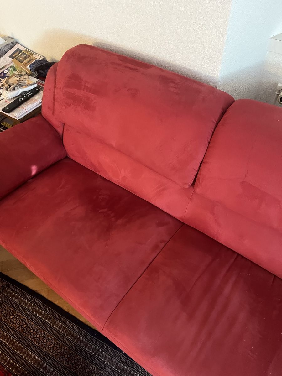 Divani: Sofa roter Bezug gebrauchter Zustand stabil – Usato da Zufikon venduto da gia_ld5b 2