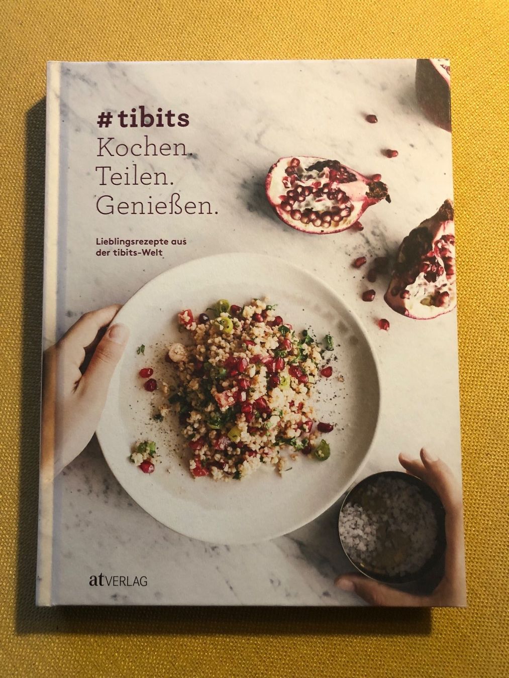 Libri: TIBITS - Kochen, Teilen, Geniessen - NEU – Nuovo (secondo la descrizione) da Oberweningen venduto da Gerini