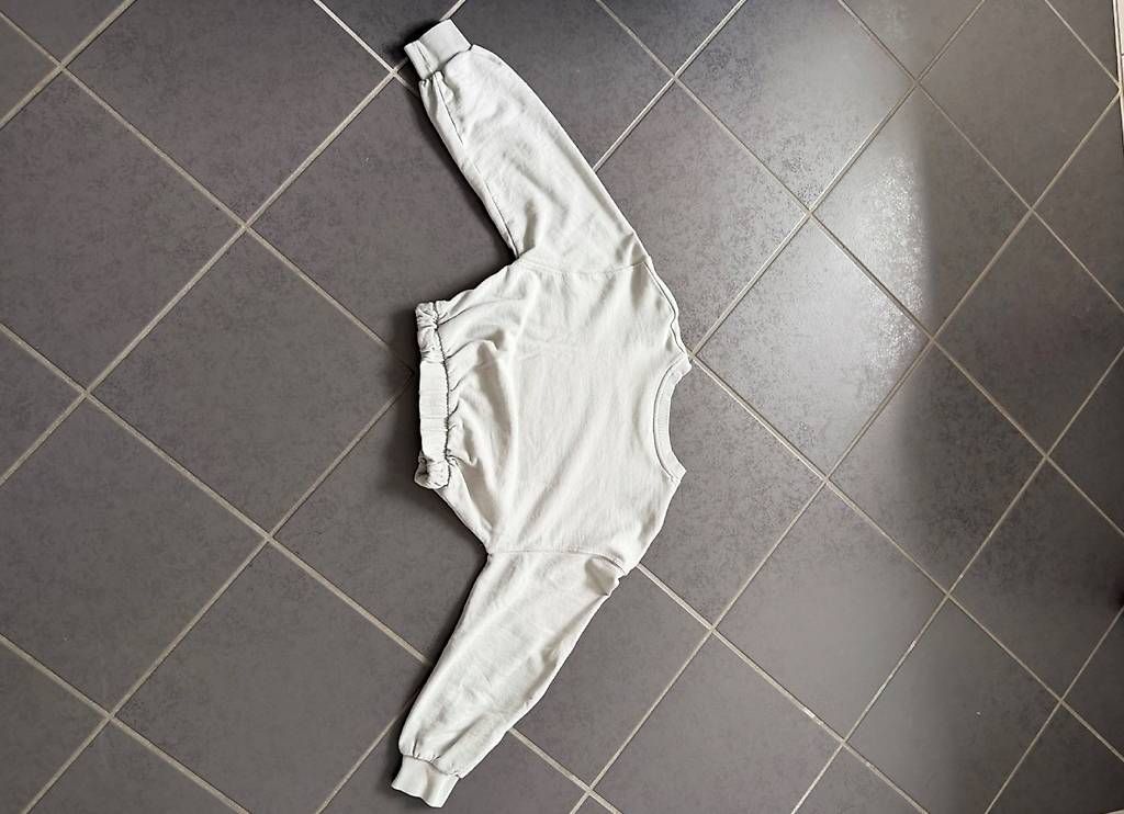 Maglioni & Felpe: ZARA CROP SWEATSHIRT – Usato da Affeltrangen venduto da janaleiin 2