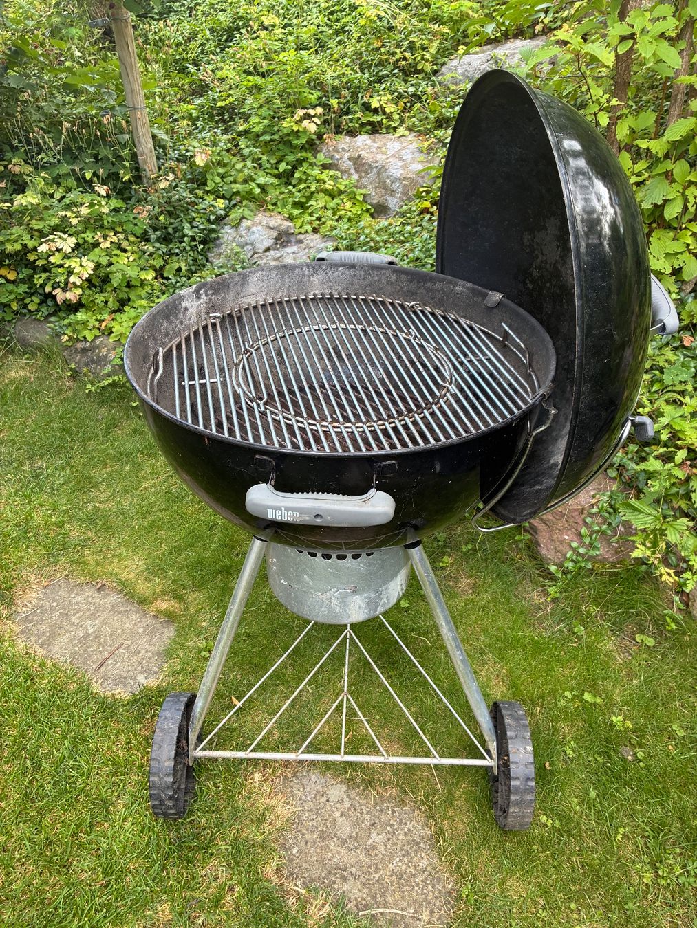 Weber Griglie: Weber Kugelgrill – Usato da Zürich venduto da Syngaia 1
