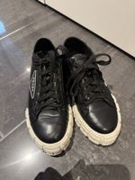 Prada Sneaker schwarz Leder Gummisohle gebrauchter Zustand