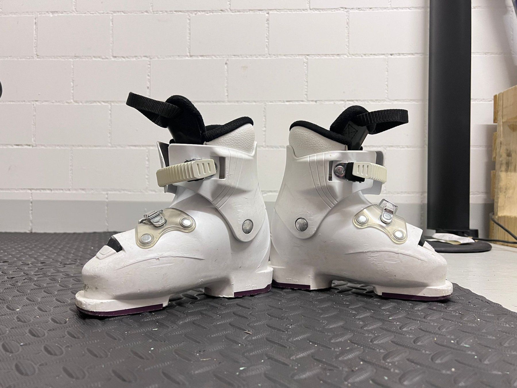 Scarpe per ragazzi: Ski Schuhe kinder - 19/19.5 - 237mm – Usato da Gockhausen venduto da ged_d7cp 3