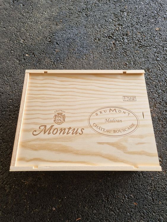 2 caisses de vin en bois vides, 3 bouteilles Kaufen auf Ricardo
