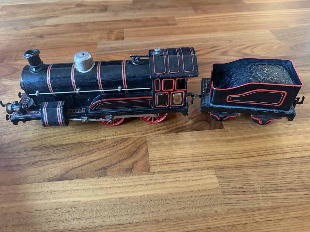 Märklin Modellini di ferrovie: Märklin Dampflok 2-2-0, 34 Volt G.L – Difettoso da Jona venduto da vallu_94