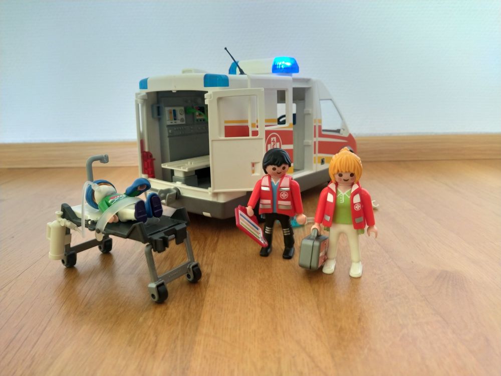 Krankenwagen Spielzeug Mit Licht & Sound - Mit Reibungsantrieb Für Kinder