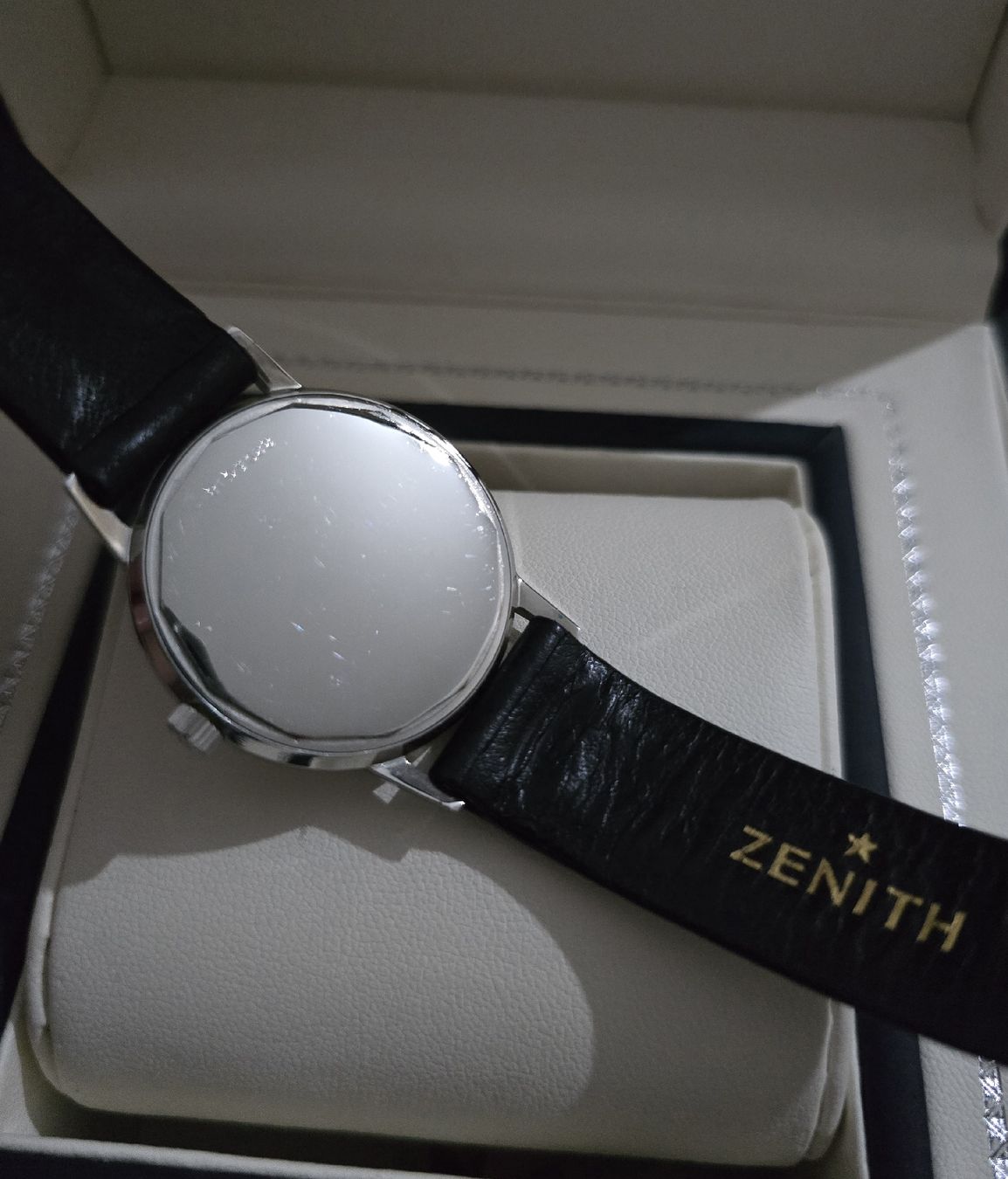 Zenith Orologi: Montre  Zenith 3400 – Usato da Les Acacias venduto da watinjo 1