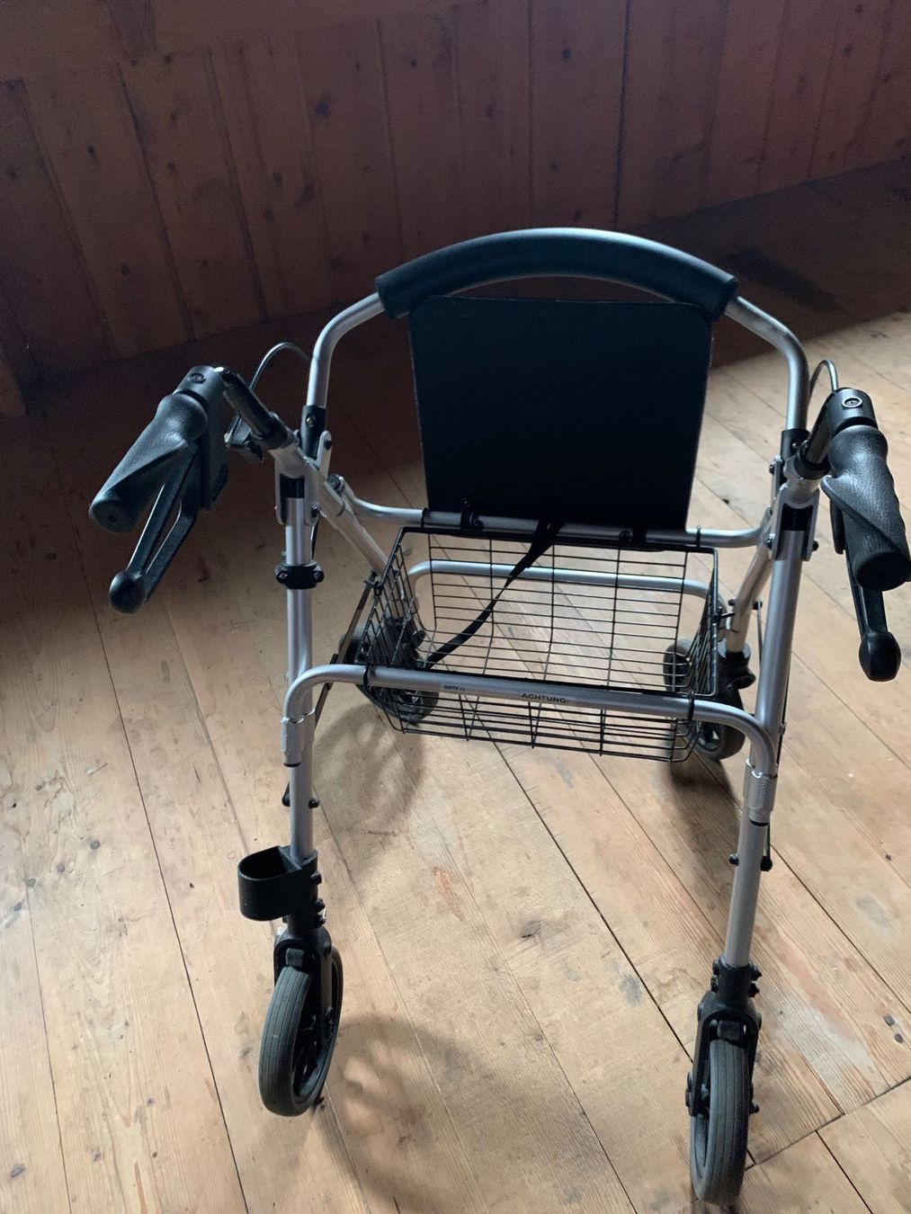 Gehhilfen: Leichter Rollator mit Sitz - NOVA – Gebraucht aus Erlinsbach SO von sams.things 4
