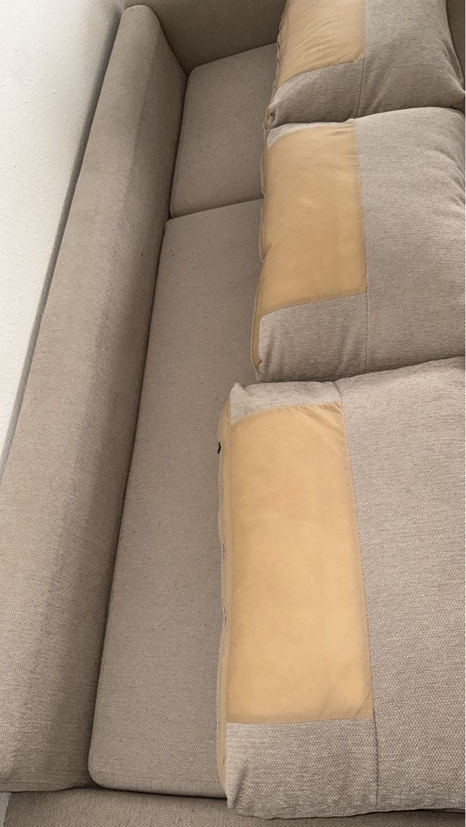 Sofas: BEIGE SECTIONAL SOFA – Gebraucht aus Puplinge von yav_9r9f 4