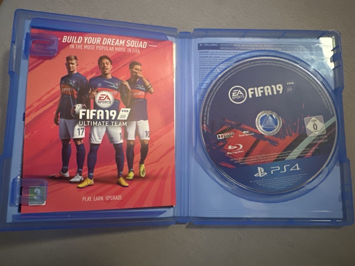 Sony Giochi: Fifa 19 und Fifa 20, Ps4 – Usato da Affoltern am Albis venduto da keon_wetzel 1