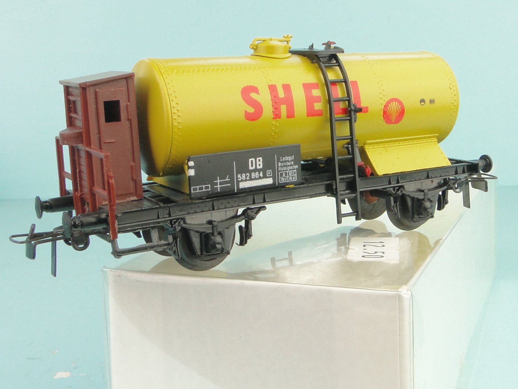 Piko Modellini di ferrovie: PIKO H0 DB Shell, neuwertig – Usato da Bülach venduto da cann11