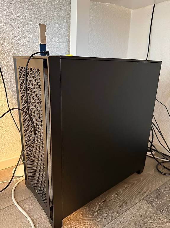 PC: Gaming PC + Zubehör – Usato da Kreuzlingen venduto da xnd_ppt5