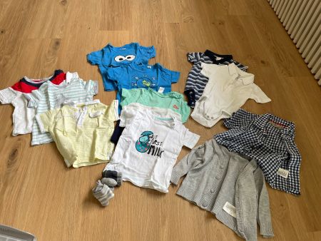 Sommer Kleiderpaket Junge Gr 68