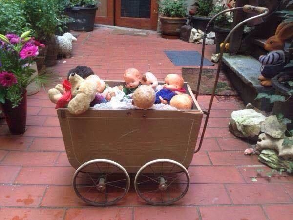 Carrozzine per bambole: Antike Kinder / Puppenwageli – Usato da Schaffhausen venduto da vintageville