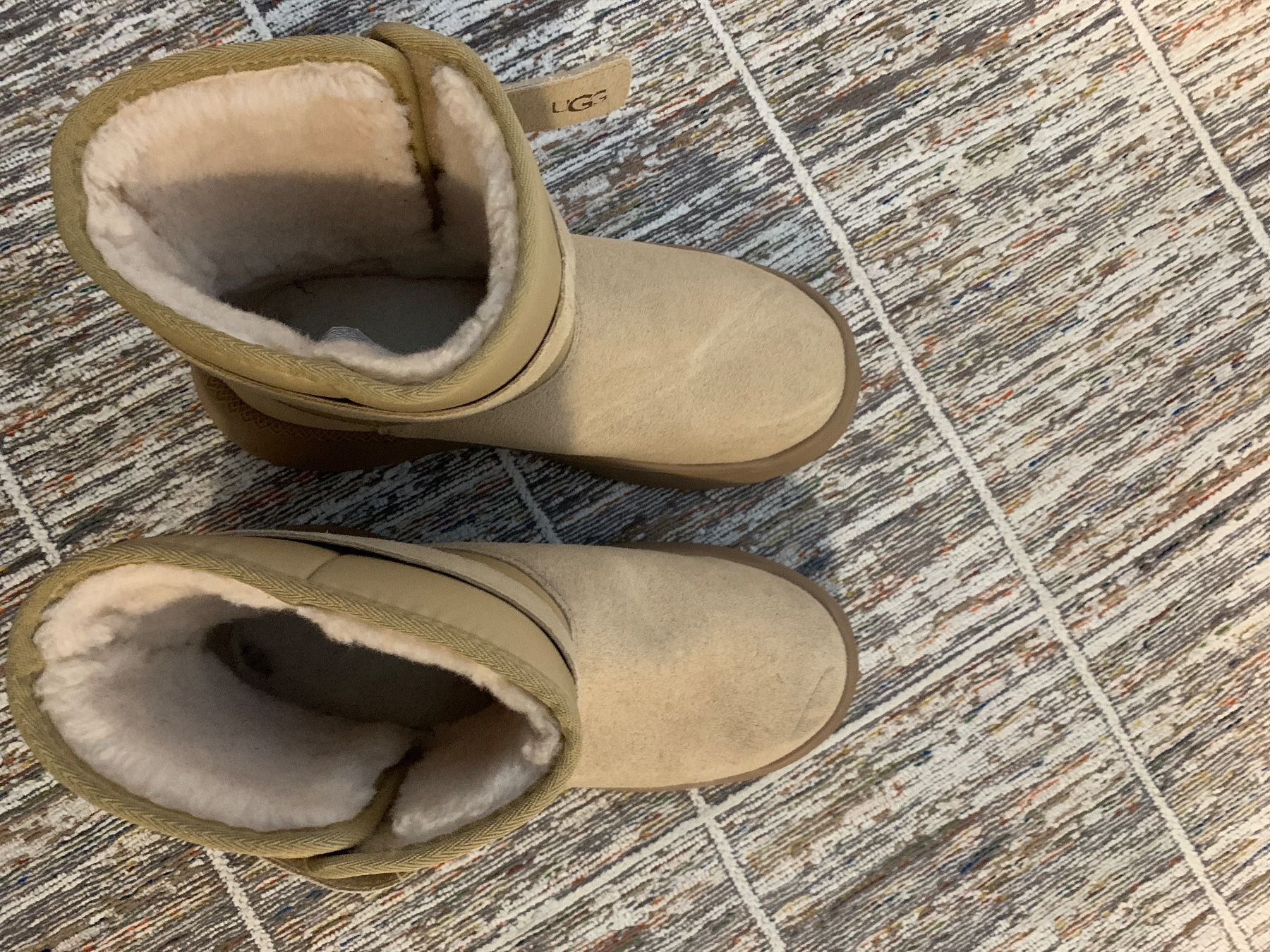 Ugg Scarpe da uomo: Ugg 43 – Usato da Flawil venduto da boooom 3