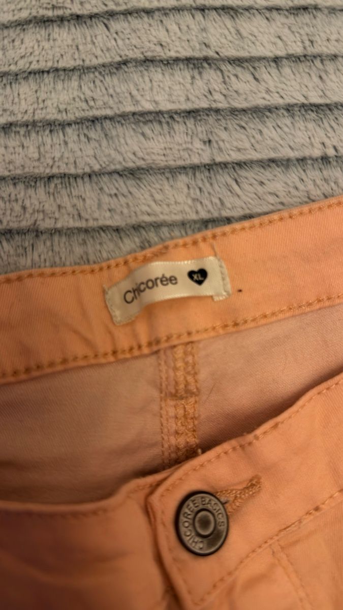 Pantaloni: • Jeans Hose • – Usato da Basel venduto da mendoza13 2