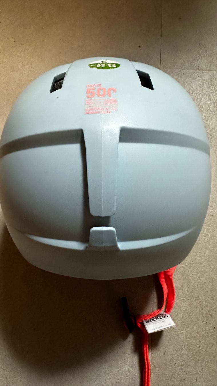 Decathlon Caschi: Skihelm wedze hellblau 53-56 – Usato da Schönenbuch venduto da marisli80 1