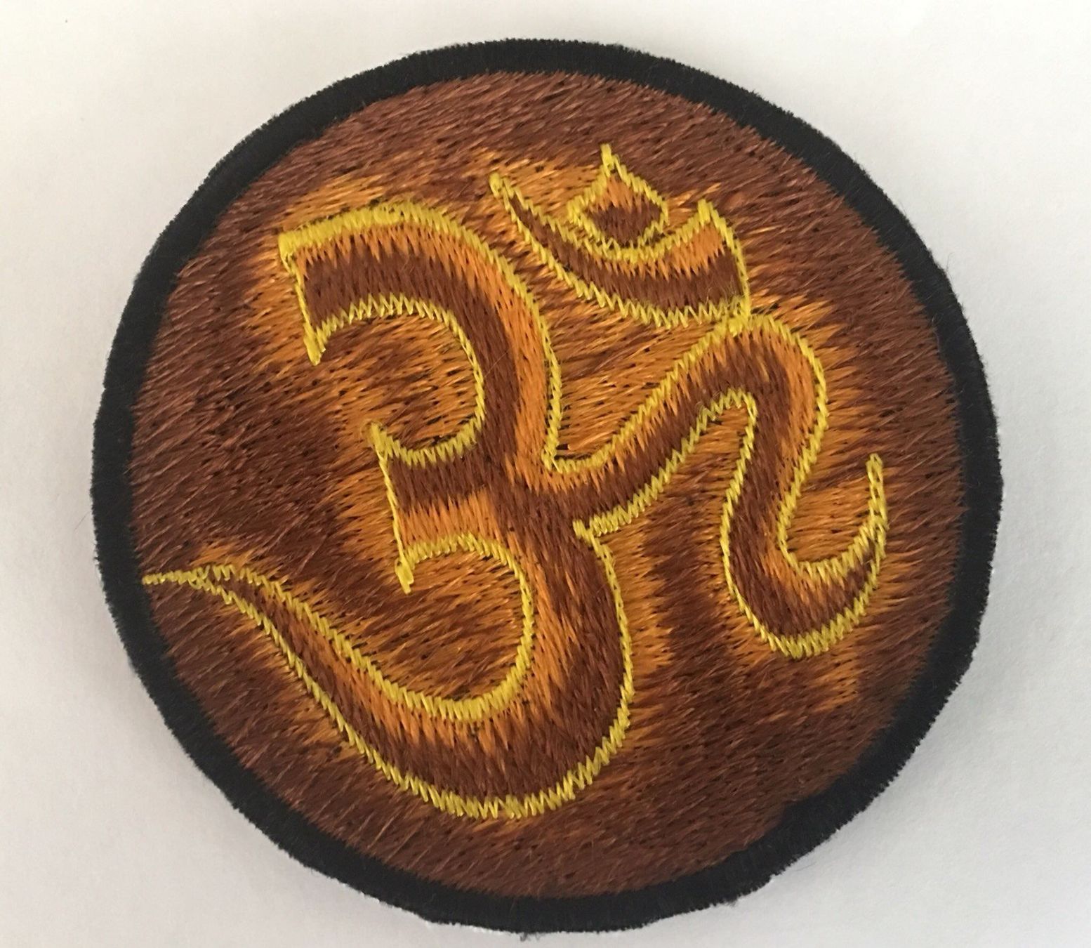 Toppe: OM PATCH – Nuovo (secondo la descrizione) da Honau venduto da sainj