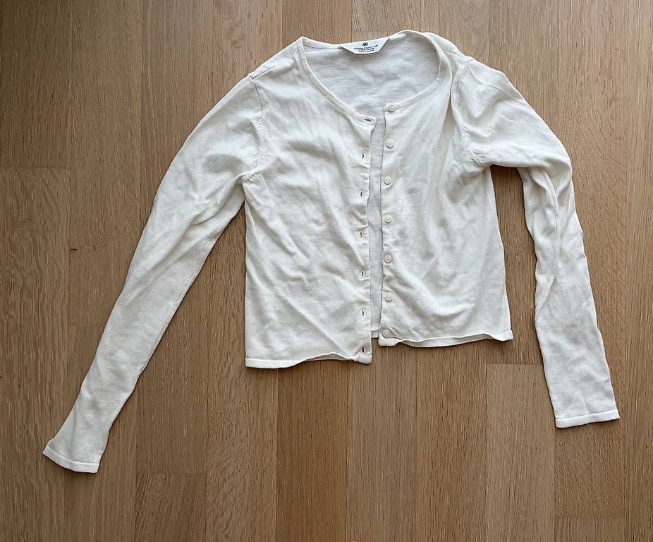 H&M Jacken & Mäntel: Strickjacke H&M Gr.  158/164 – Gebraucht aus Zürich von nop4