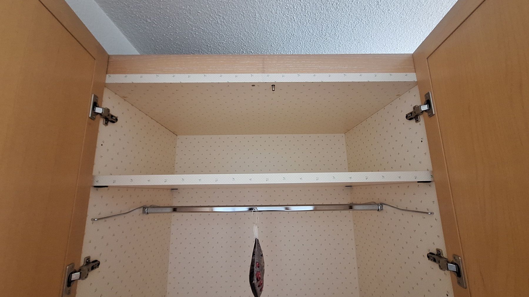 Schränke: Kleiderschrank – Gebraucht aus Goldau von dgh_bwh7 4