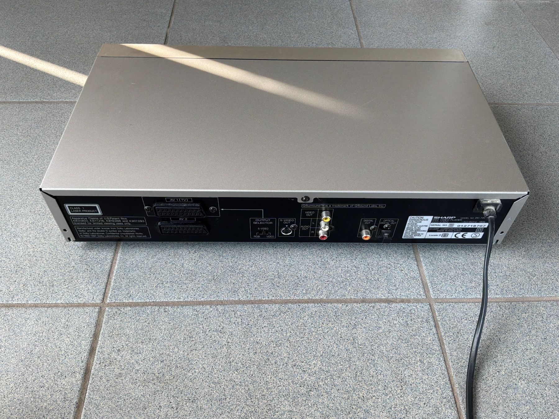 Sharp Audio- & Mediensysteme: Sharp DV-720 DVD Player – Gebraucht aus Massagno von mar_k9xb 1
