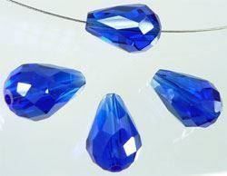 Perle (finte): 10 Tropfen Glas blau 15x10mm – Nuovo (secondo la descrizione) da Alpnachstad venduto da perlengaby